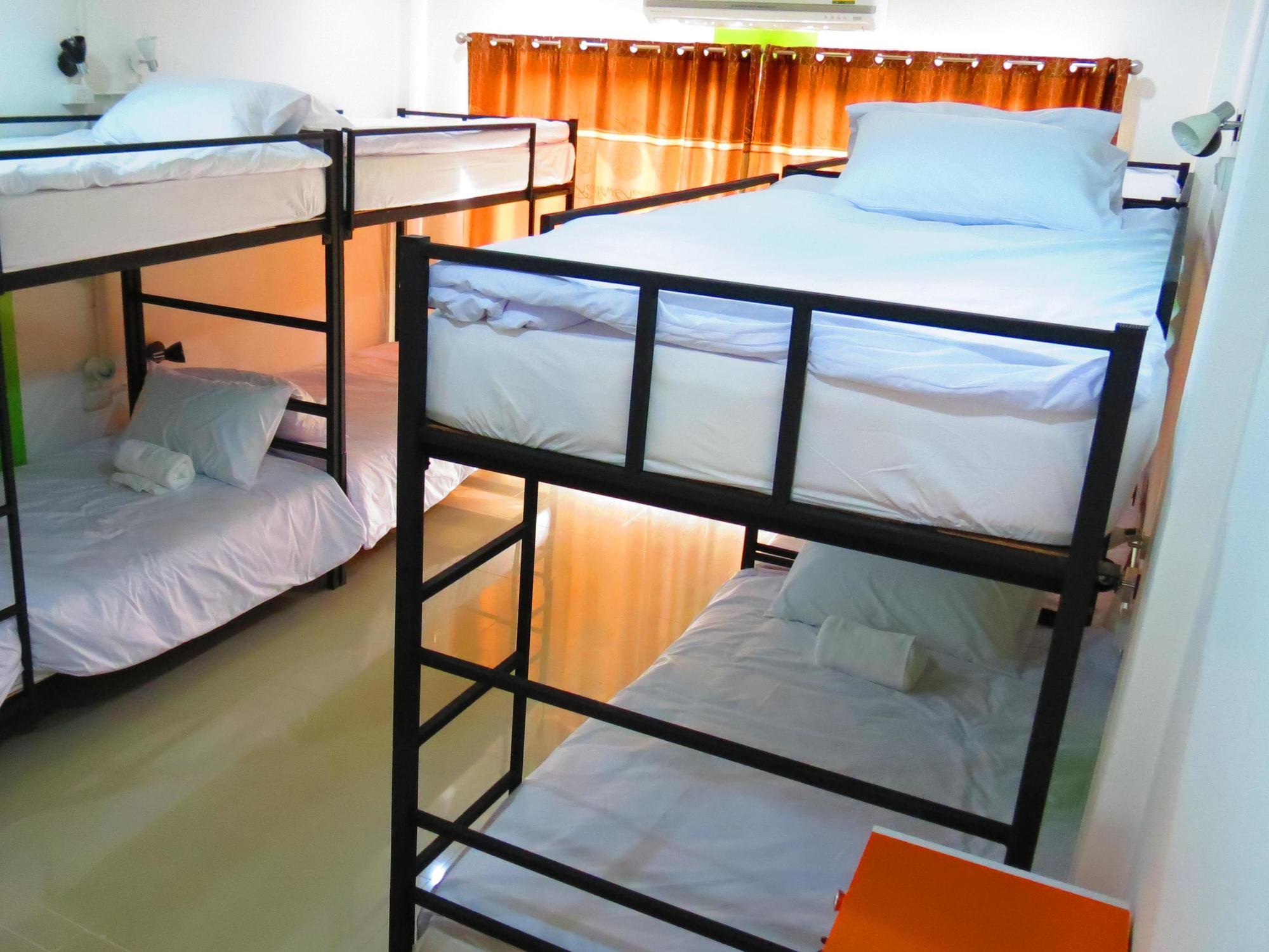 Potae'S House Hostel Chiang Mai Exterior photo