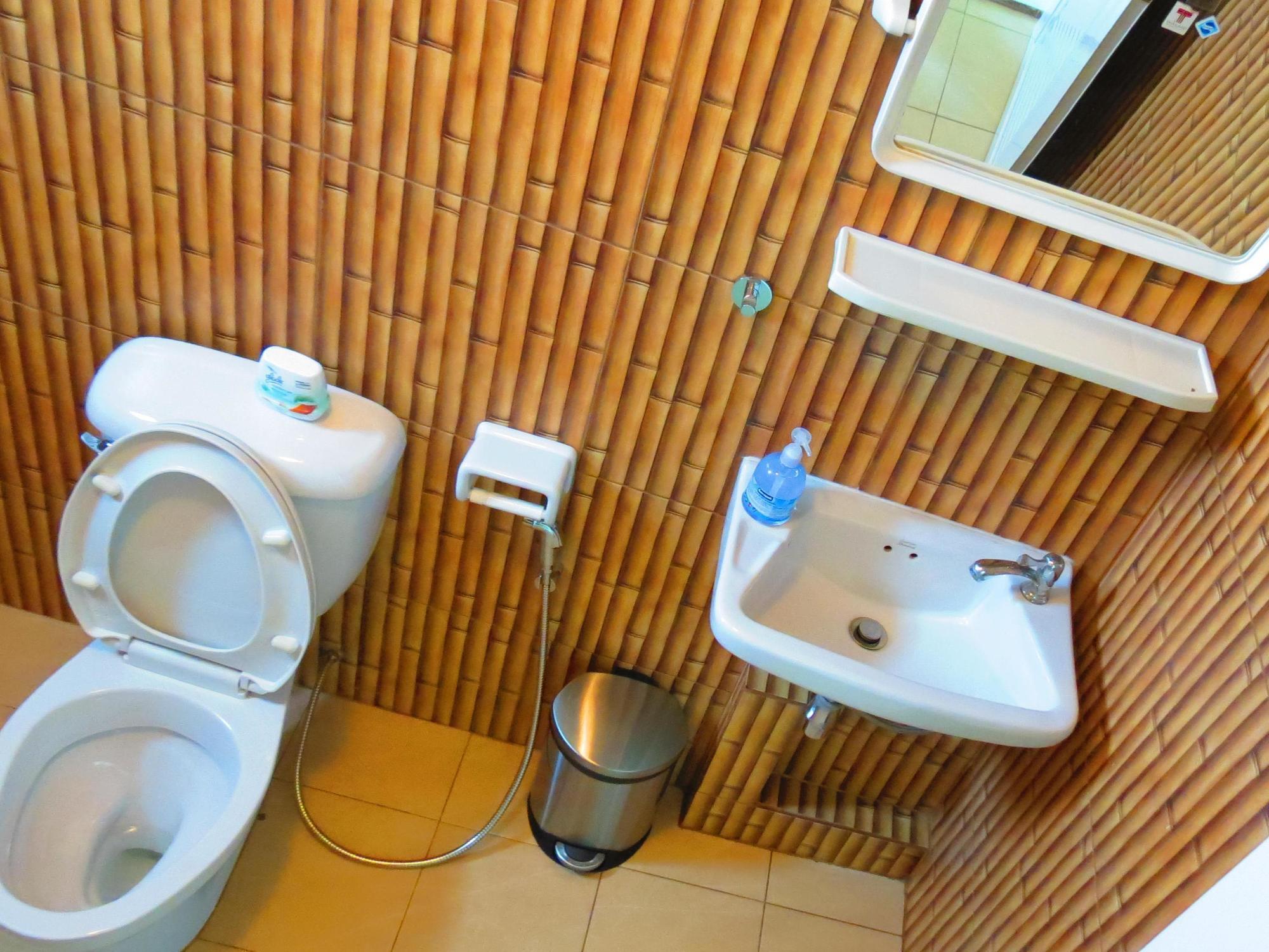 Potae'S House Hostel Chiang Mai Exterior photo